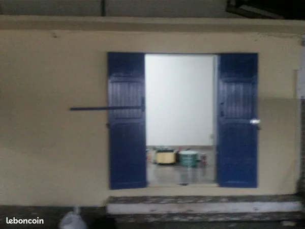 Vend 2 maison F3 + 1 studio dans les hauts de ste anne sur 1261m2 coin calme