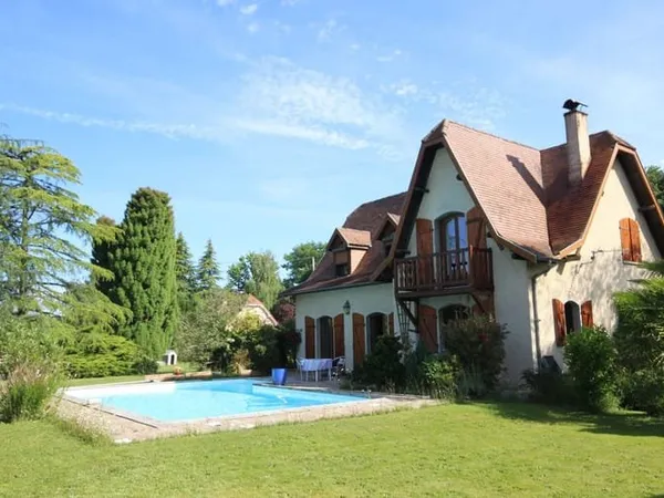Maison 5 pièces 154 m²
