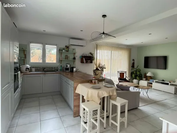 Maison récente 108m2 avec jardin sur les hauteurs de Pignan