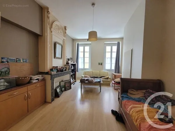 Appartement 22 pièces 65 m²