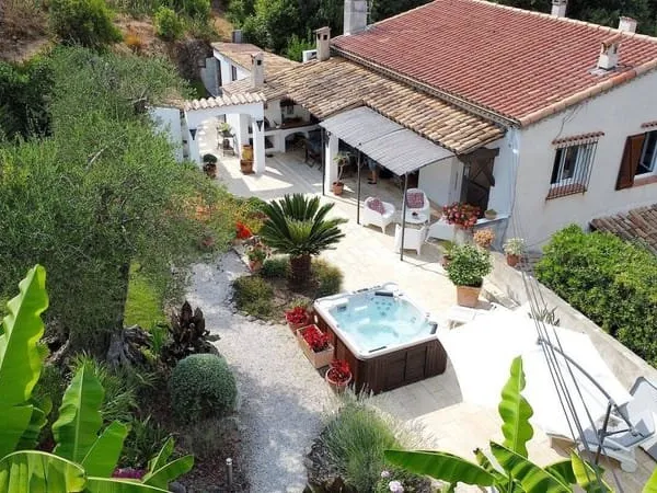 Villa 4 pièces 77 m²