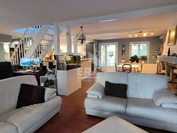Maison 6 pièces 140 m²