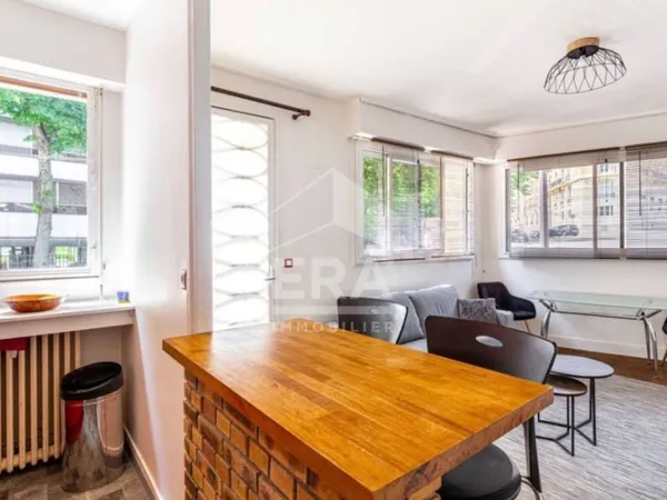 Paris 16€ ? Appartement lumineux proche Passy et Seine