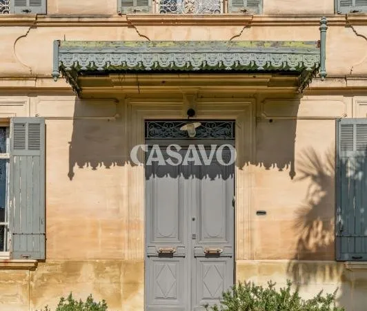Vente Maison 7 pièces de 270m² - 13280 Arles