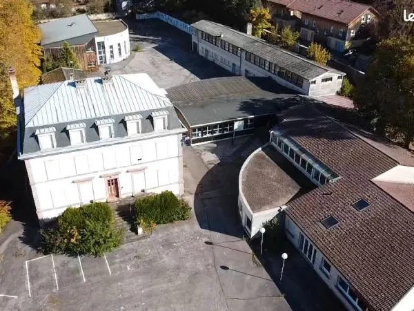 Local 2500 m² SAINT DIE DES VOSGES