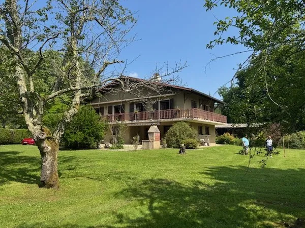 ST MARTORY - ARNAUD GUILHEM - Maison de 207m2 sur terrain de