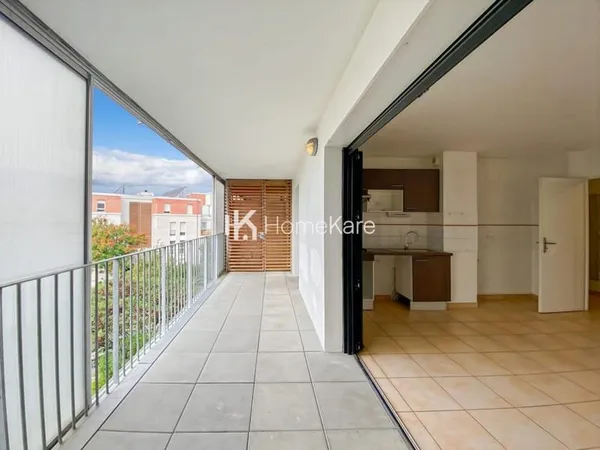 APPARTEMENT CLES EN MAIN