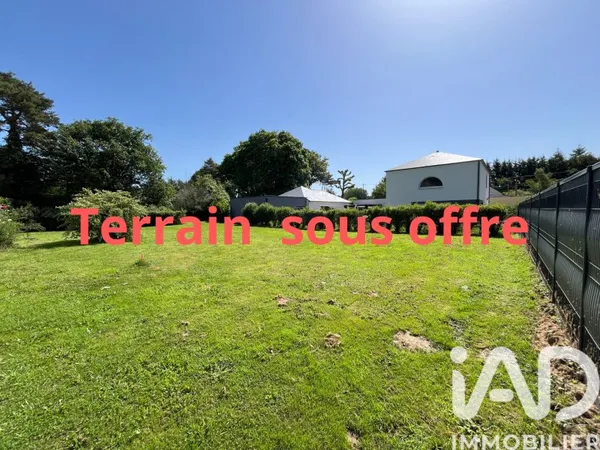 Terrain 858 m²