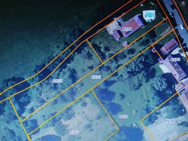 Terrain constructible