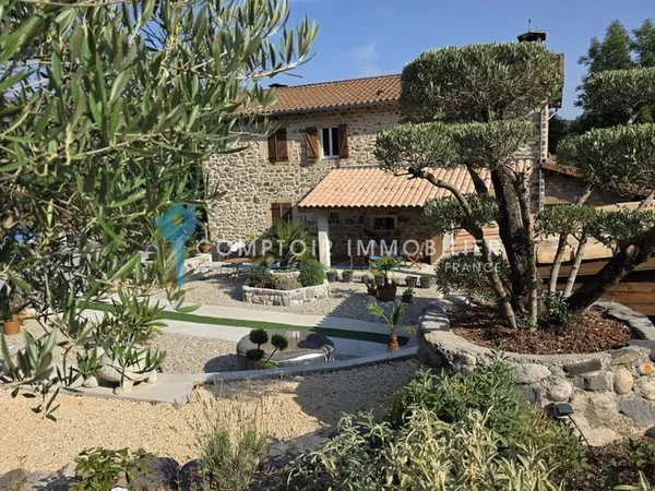 07 - JAUJAC - PROPRIETE EN PIERRES - 2 LOGMENTS - SUR 1774
