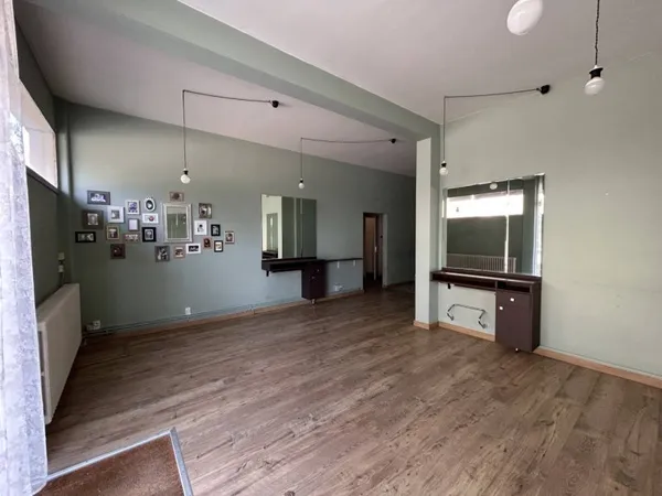 Local commercial 60 m²