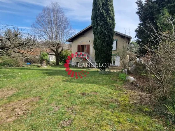 Maison 3 p avec jardin 754 m2 au calme