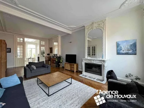Maison de luxe 7 pièces 202 m²