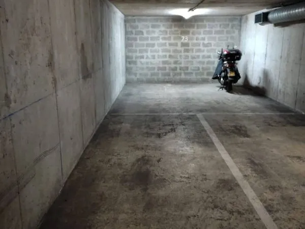 Parking 20 m²