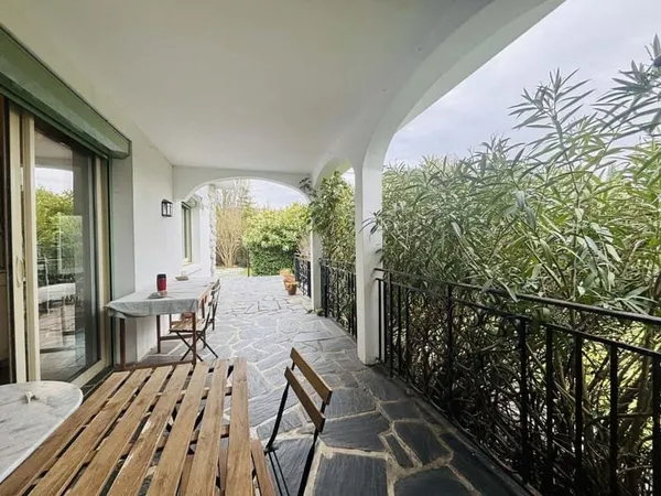 MAISON T4 - AVEC PISCINE - SECTEUR CALME
