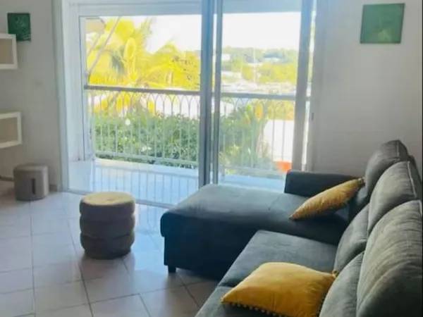 Appartement sur La Marina du Gosier