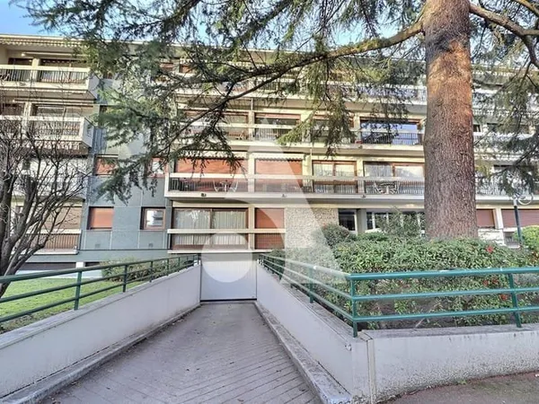 Appartement 4 pièces 80 m²