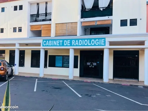 📍 Location de salle de soins/consultation/bureaux à Saint-Gilles-les-Bains