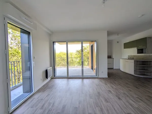 Appartement Nantes 2 pièce(s) - 47.50m² - Balcon 12.60m² - Parking