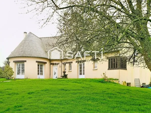 Maison 9 pièces 255 m²