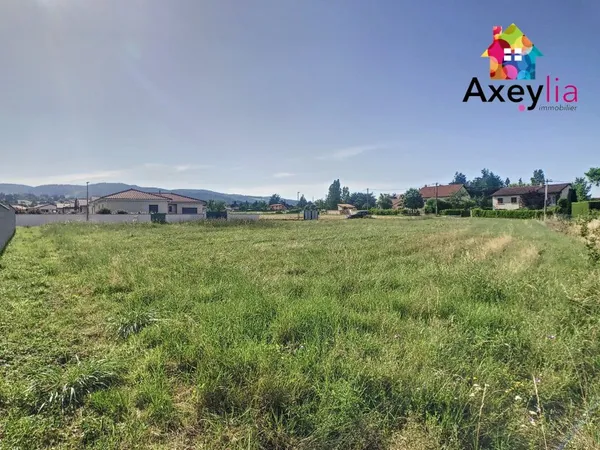 Terrain en individuel 775 m²