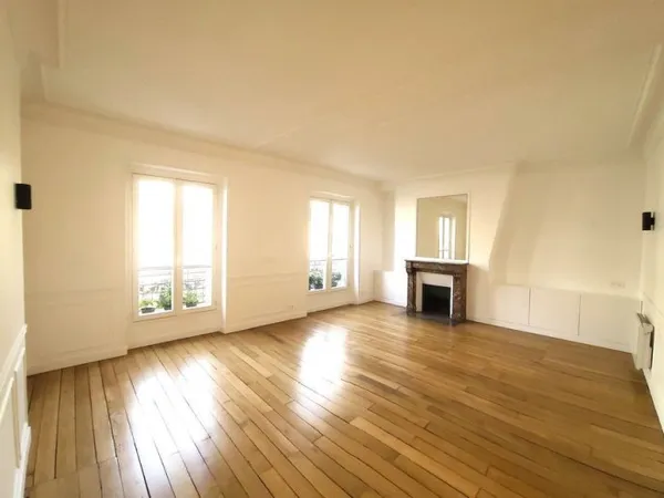 2 pièces entièrement rénové