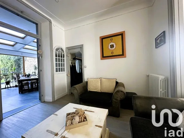 Maison 9 pièces 200 m²