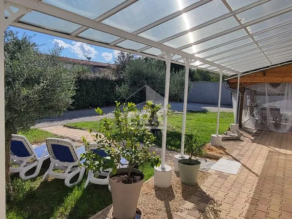 Maison Chateau Arnoux St Auban 3 pièce(s) 87m2