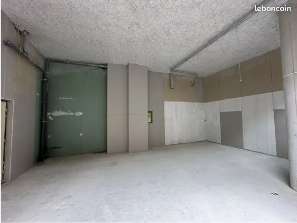 Boutique 53 m² JUVISY SUR ORGE