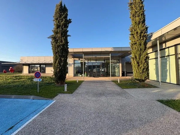 BUREAU 1200m2 PRESTATIONS HAUT GAMME
