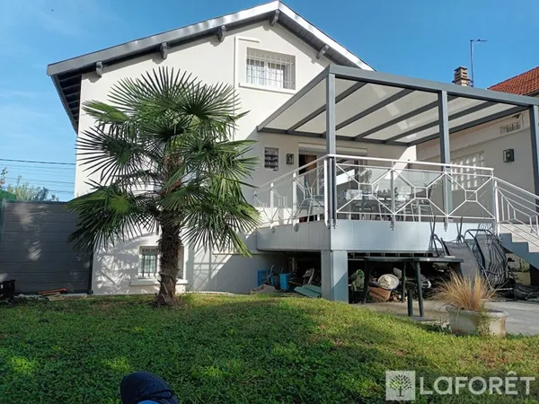 Maison 5 pièces 160 m²