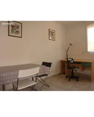 Studio 25 m2