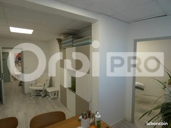 Bureau 25 m²