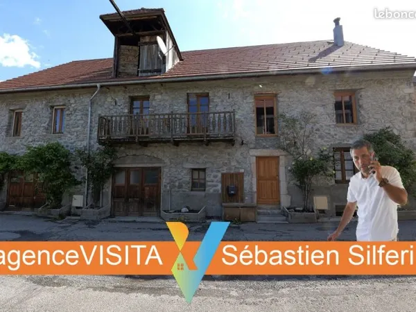 Maison de village 3 pièces 320 m²