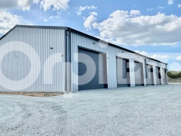 Local d'activité 120 m²