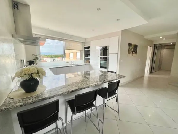 Appartement 4 pièces 105 m²