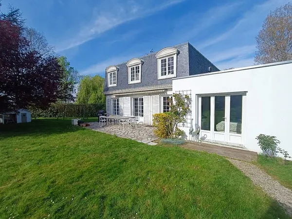 Spacieuse maison familiale de 180 m² sur 2 500 m² de terrain