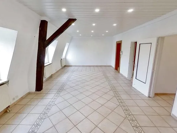Proche Riedisheim duplex 4p dernier étage.