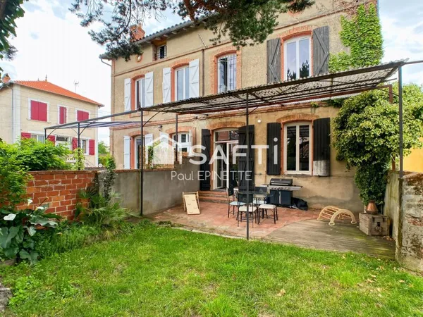 Maison de caractère 5 chambres 200m2 avec garage et jardin