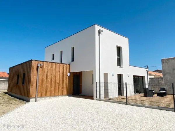 Maison 5 chambres 136m² au coeur de St Gilles croix de vie