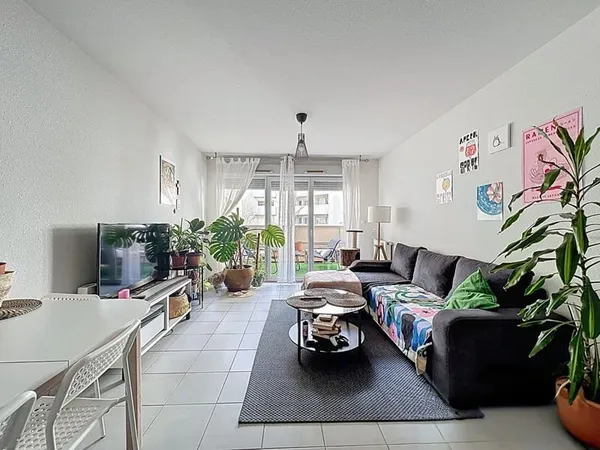 Castanet Tolosan Appartement T3 , terrasse, parking, résidence récente