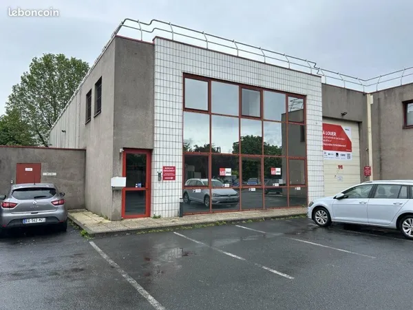 LOCAL D'ACTIVITE 578 m² HERBLAY