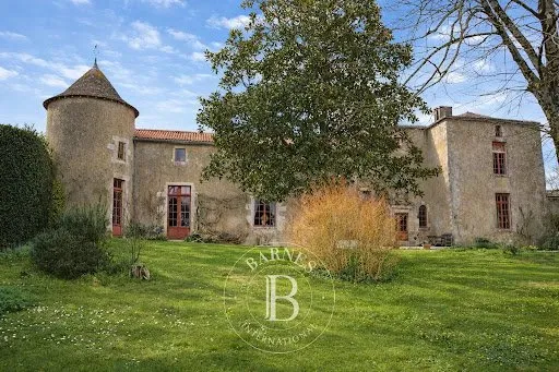 Manoir 10 pièces 439 m²