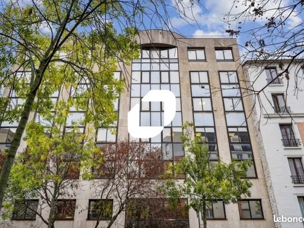 Bureaux 150 m²