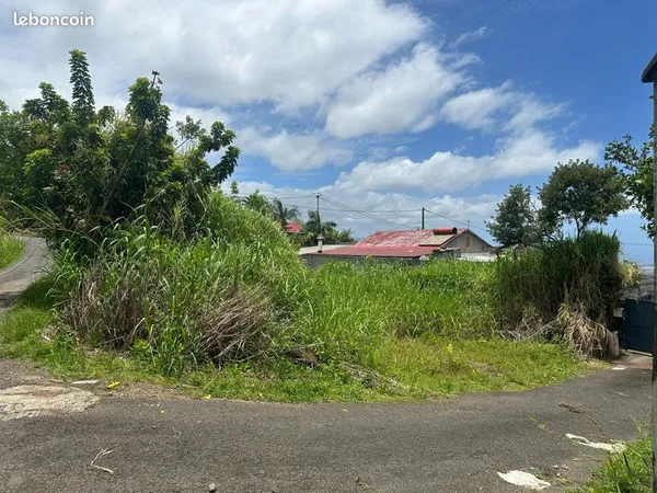 🌿 Terrain viabilisé 610 m²