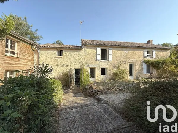 Maison 11 pièces 273 m²