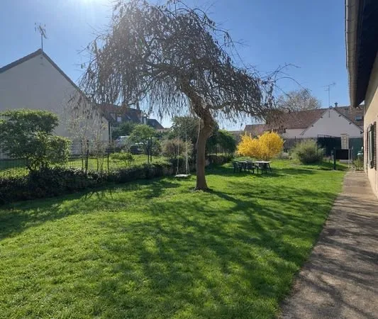 Appartement F2 65m² avec jardin - Maillebois