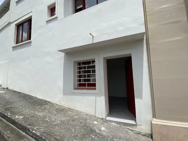 Local 60 m²
