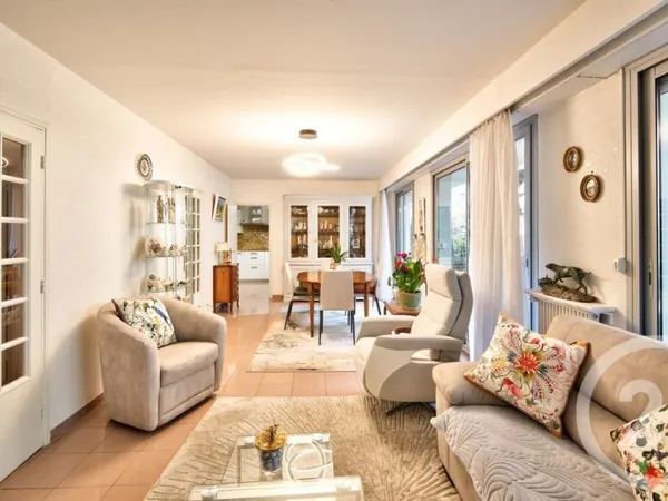 Appartement 5 pièces 136 m²
