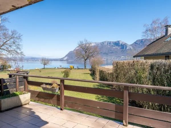 Propriété pied dans l'eau 4 pièces 151 m²